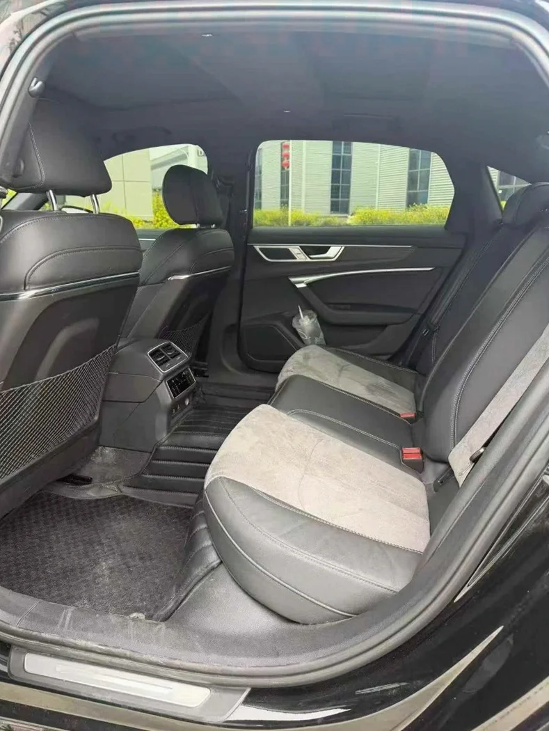 奥迪A6L 后面外观二