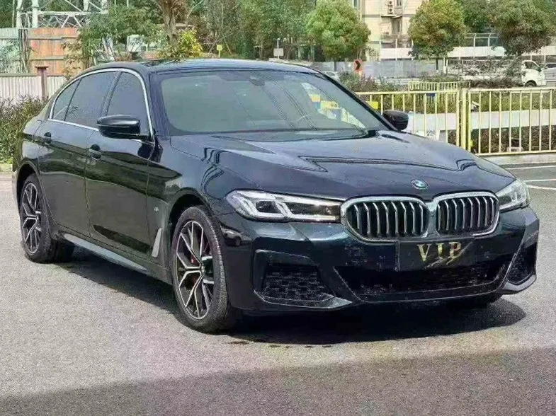 宝马5系 正面外观二