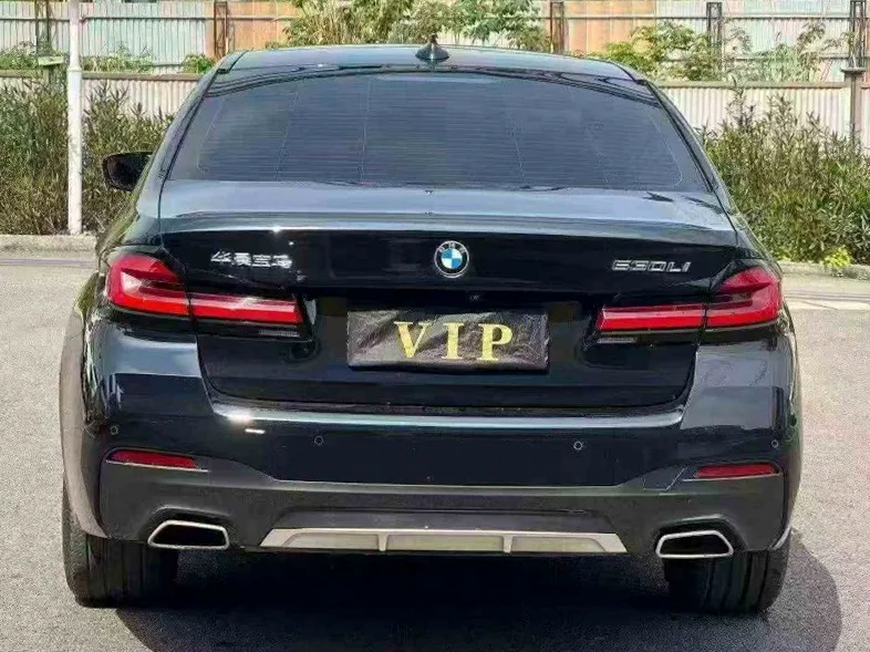 宝马5系 内饰后排