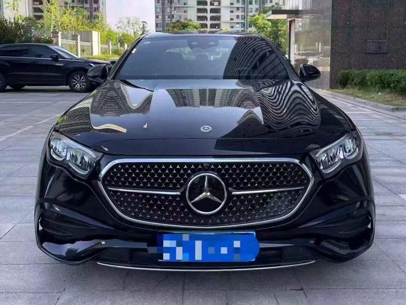 24年奔驰E300L大标时尚版