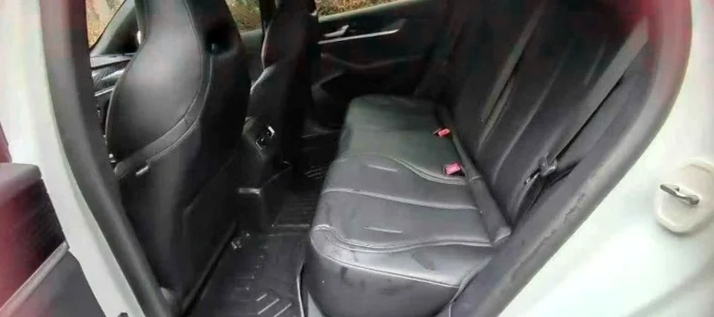 比亚迪秦 后面外观三