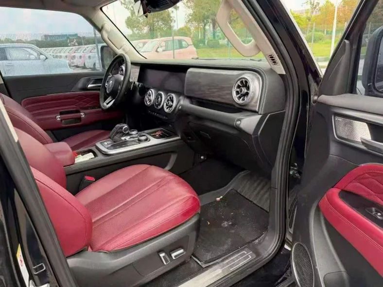 长城汽车坦克 后面外观二