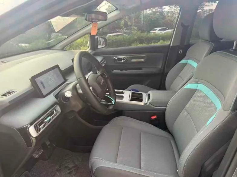 传祺埃安S 后面外观三