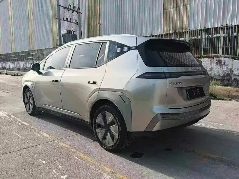 传祺埃安Y 内饰后排