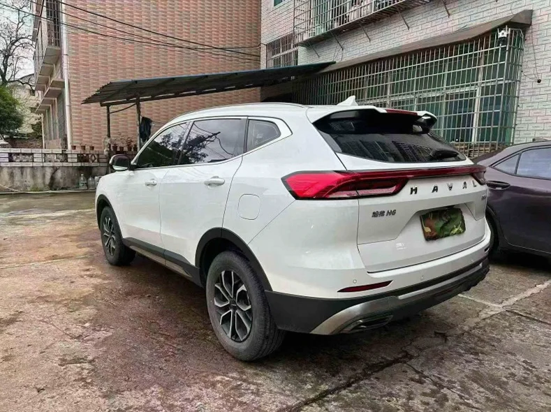 哈弗H6 内饰前排