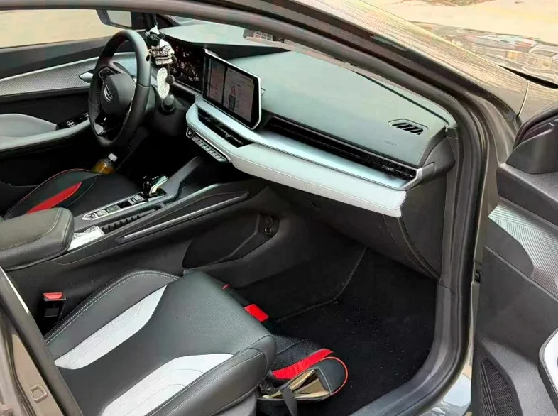 吉利缤瑞 后面外观二