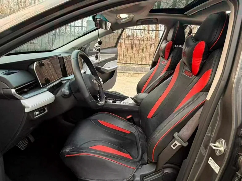 吉利缤瑞 内饰后排