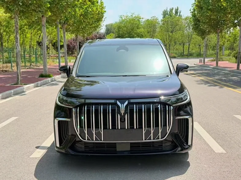 24年岚图梦想家四驱长续航尊贵版