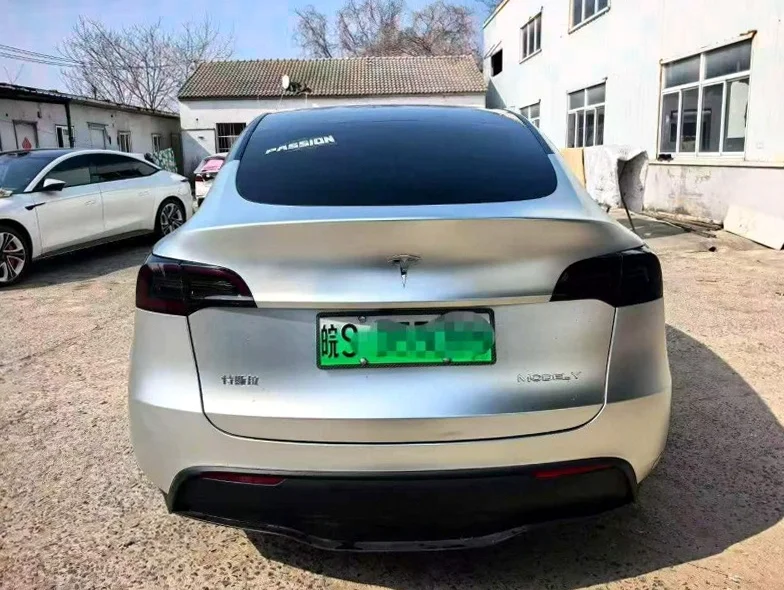 特斯拉MODEL 后面外观三