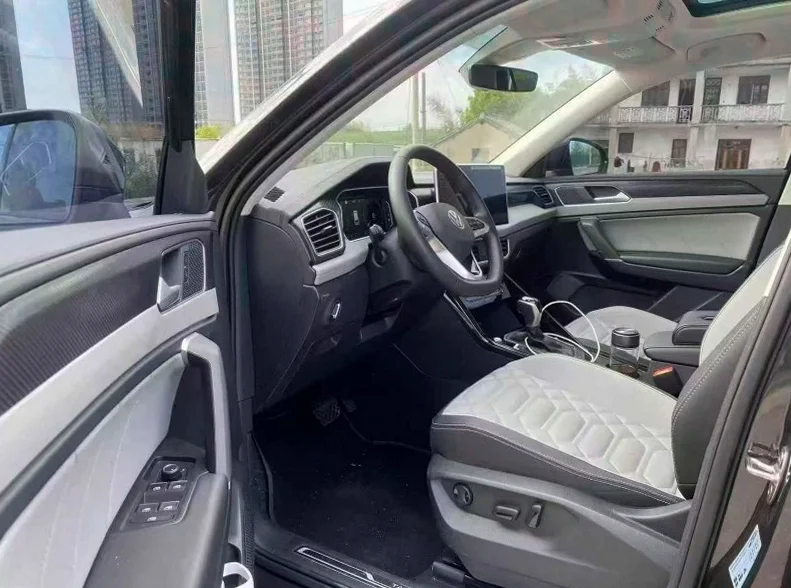 大众途岳 后面外观一