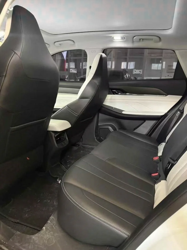 风神东风 后面外观二