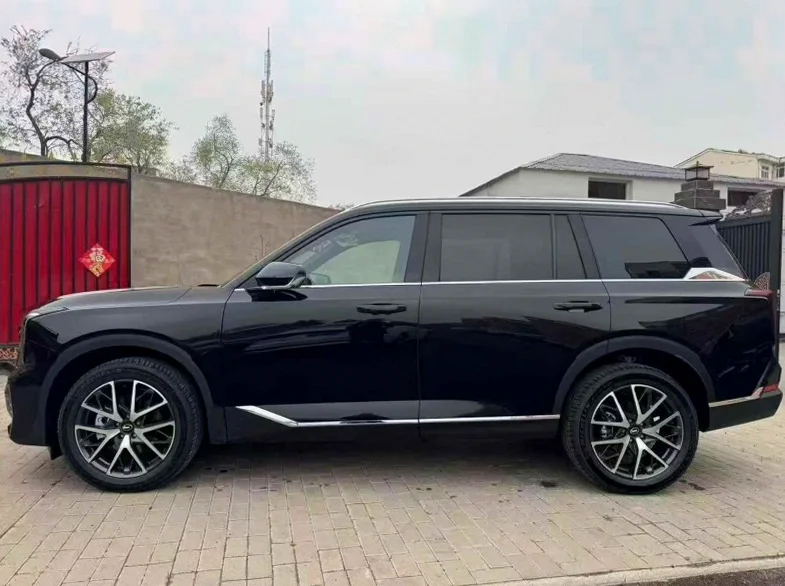 传祺GS8 内饰前排