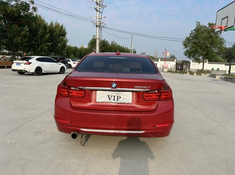 宝马3系 驾驶室