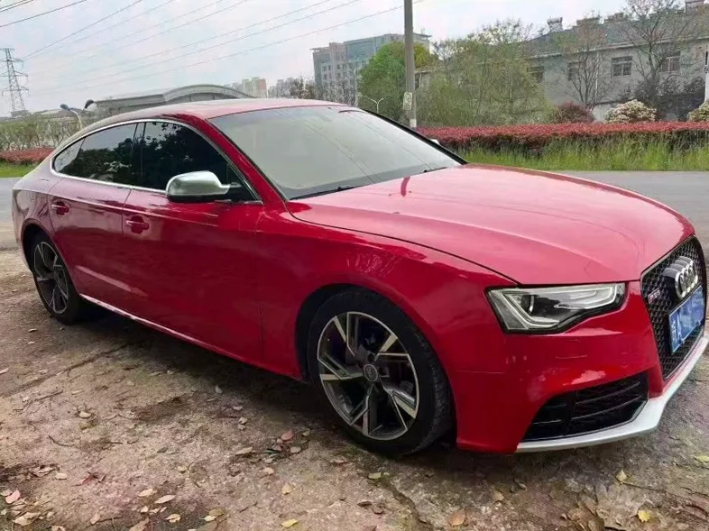 奥迪A5 正面外观三