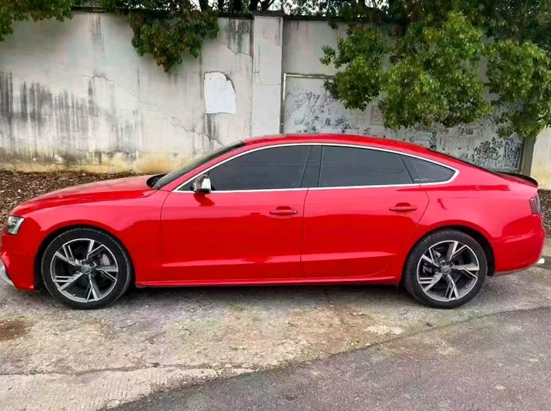 奥迪A5 内饰前排