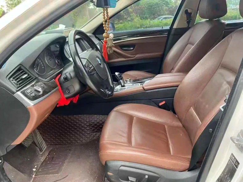 宝马5系 后面外观三