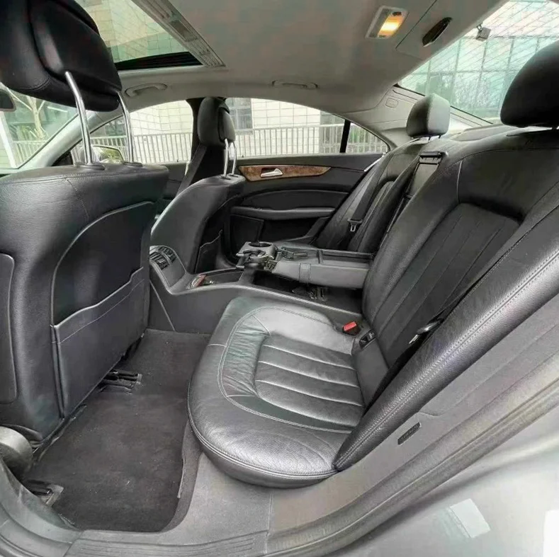 奔驰CLS 后面外观一