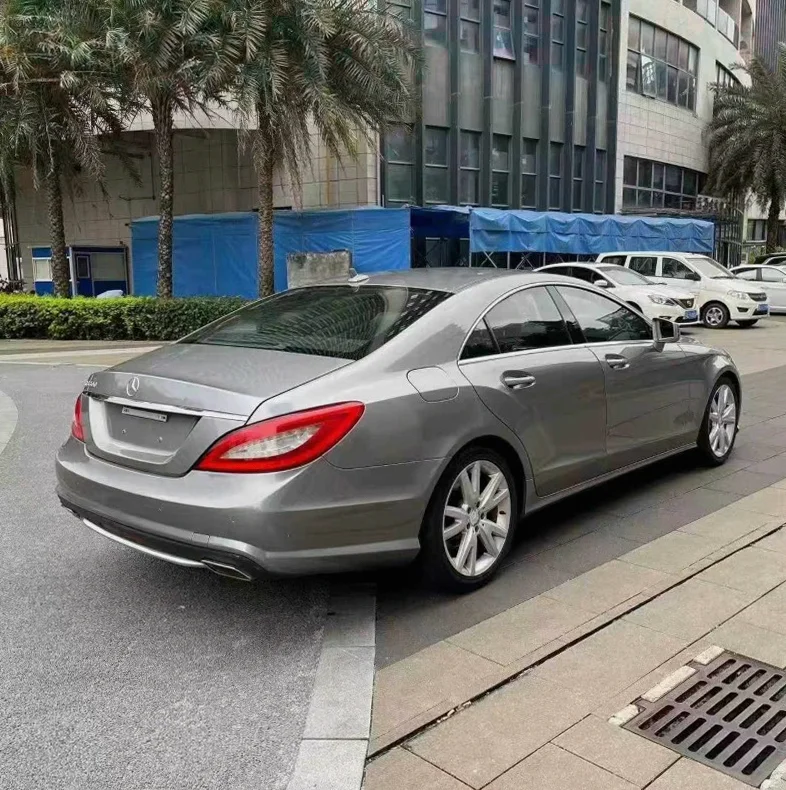 奔驰CLS 内饰前排