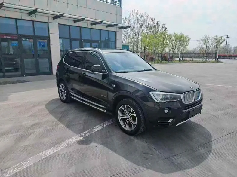 宝马X3 正面外观二