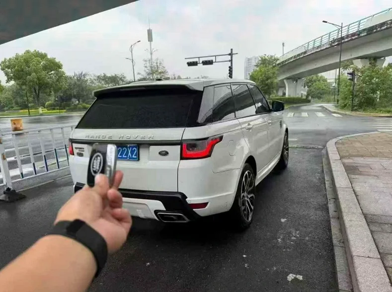 路虎揽胜运动 内饰后排