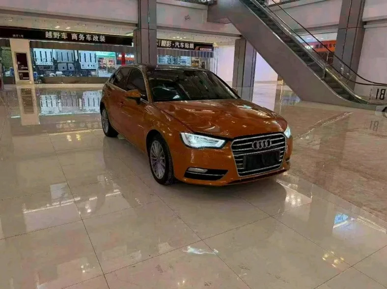 奥迪A3 正面外观三