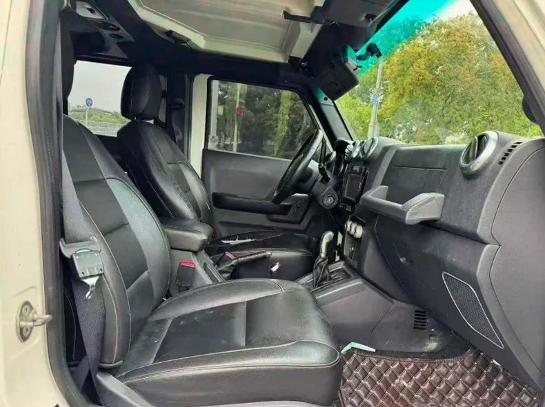 北京BJ40 后面外观二