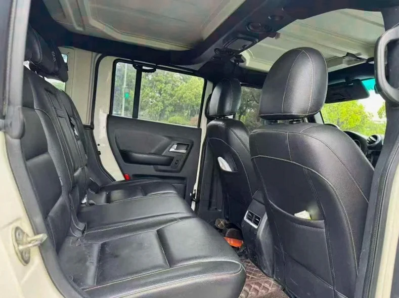 北京BJ40 后面外观三