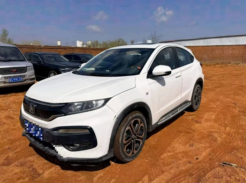 本田XRV 正面外观三