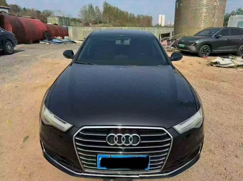 17年奥迪A6L 3.0T四驱版