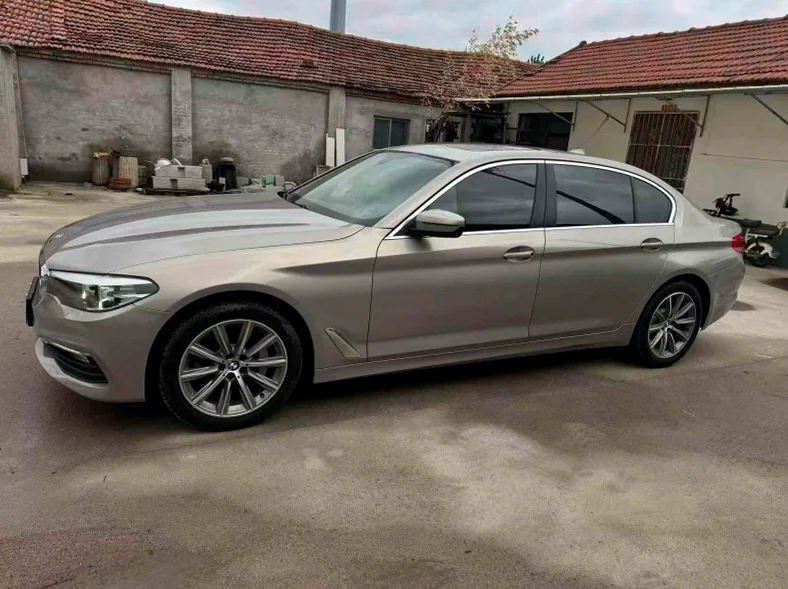 宝马5系 正面外观二