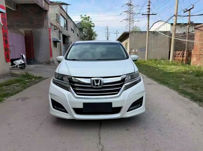 17年本田艾力绅2.4L自动豪华版