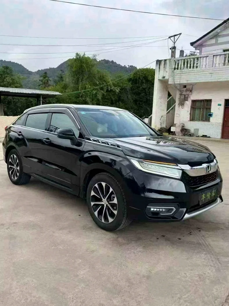 本田冠道 正面外观二