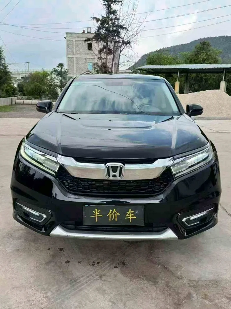 17年本田冠道1.5T顶配