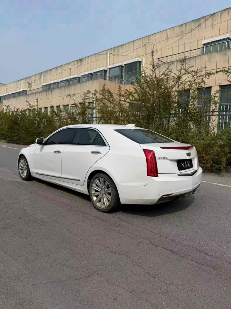 ATS凯迪拉克 内饰后排