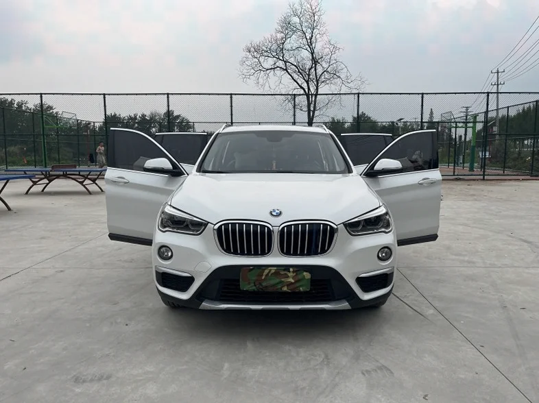 X1宝马 内饰前排