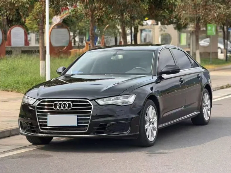 奥迪A6L 正面外观二