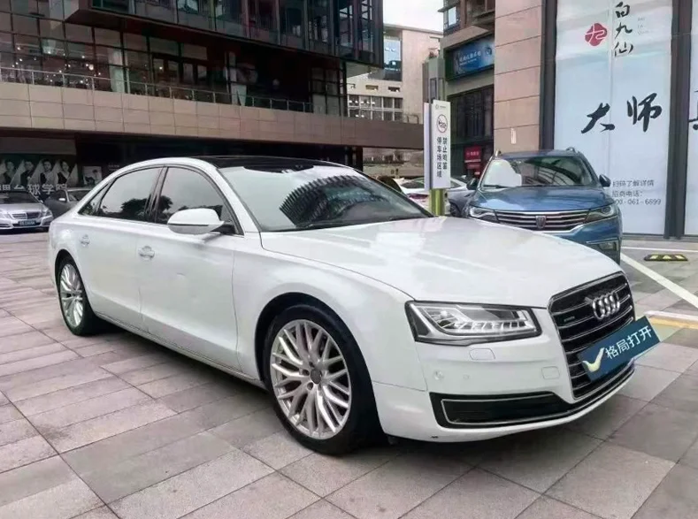 奥迪A8L 正面外观二