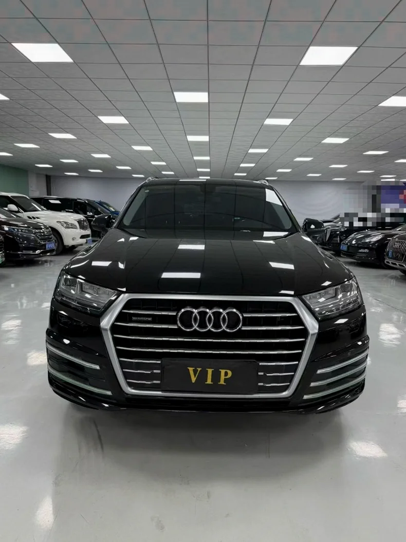 18年奥迪Q7 45TFSI舒适型