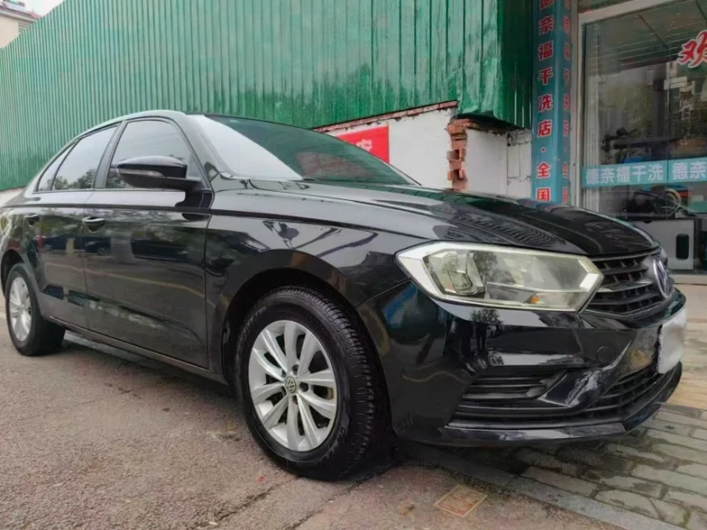 大众宝来 正面外观三