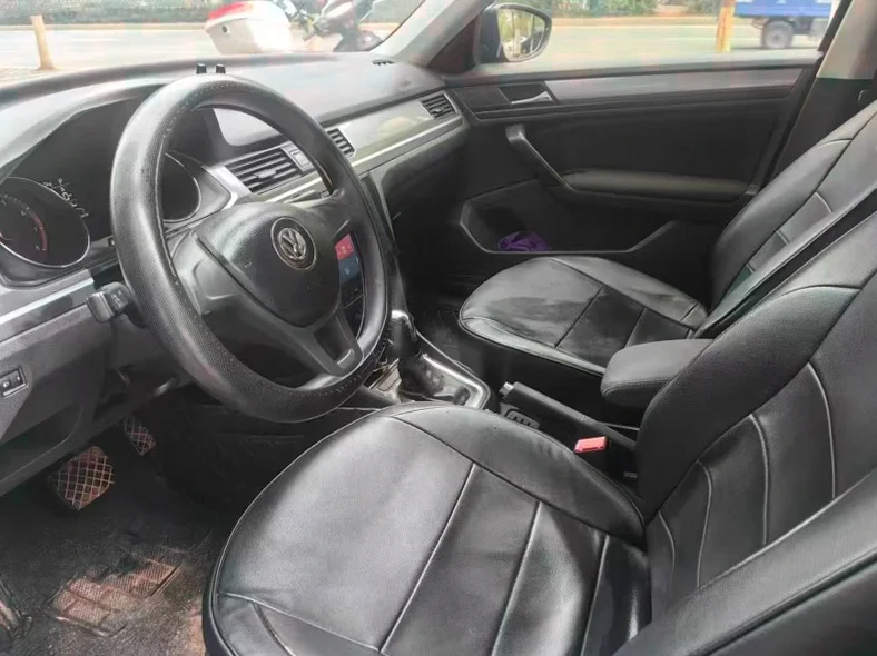 大众宝来 后面外观二