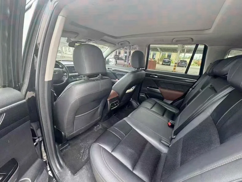 传祺GS7 后面外观一