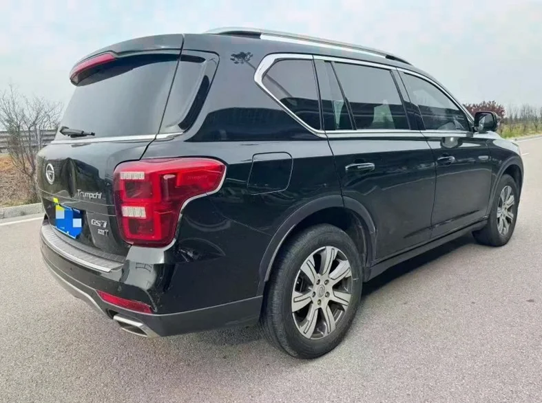 传祺GS7 内饰后排