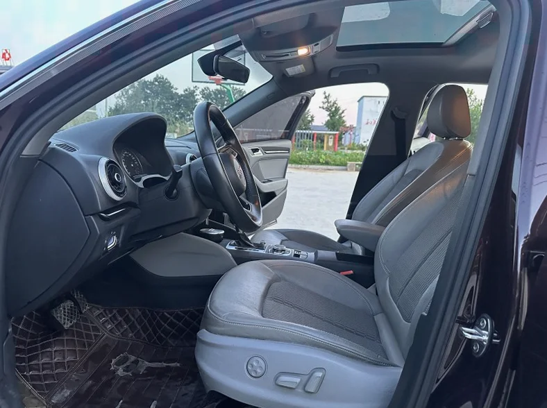 奥迪A3 正面外观三