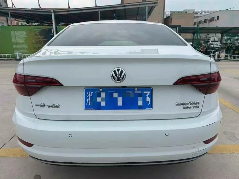 大众速腾 驾驶室