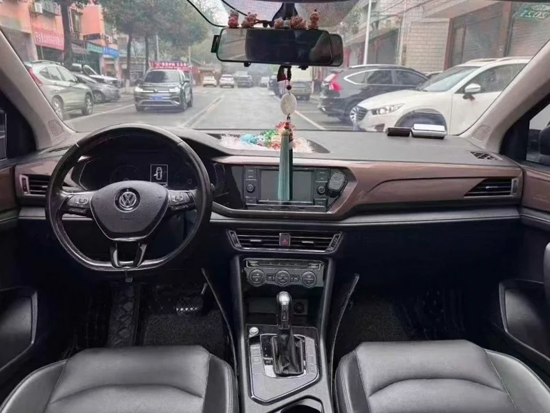 大众途岳 后面外观三