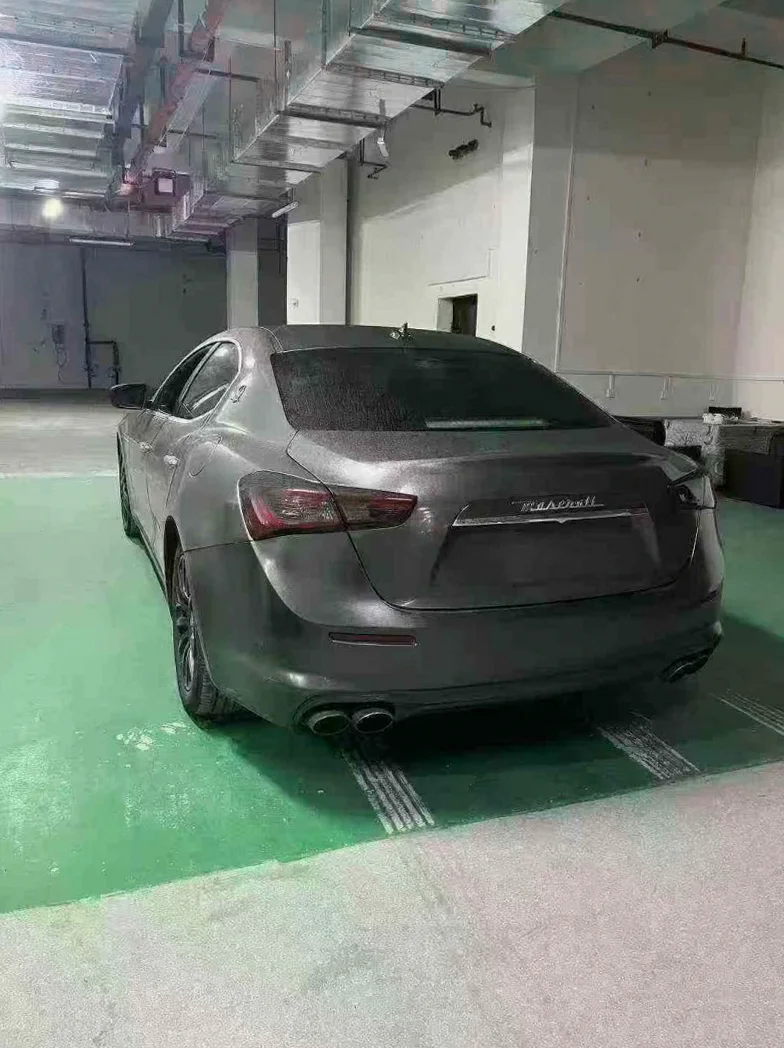 玛莎拉蒂Ghibli 驾驶室