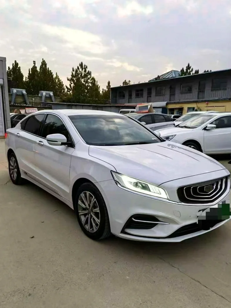 吉利博瑞 正面外观二