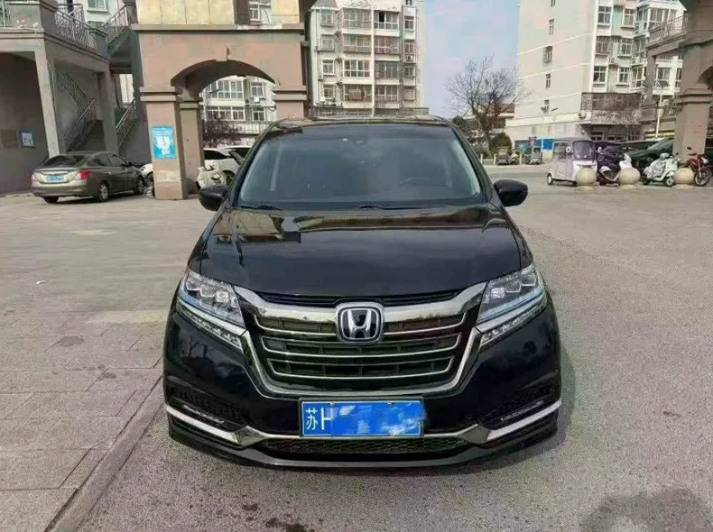 20年本田艾力绅豪华版