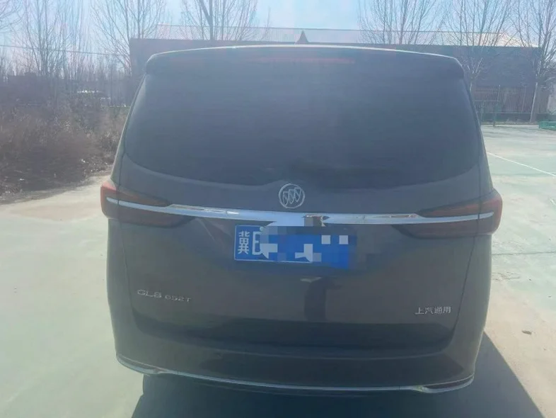 别克GL8 内饰后排