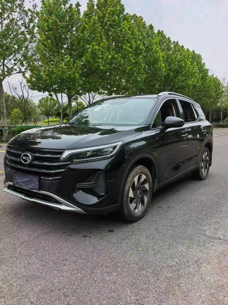 传祺GS4 正面外观二